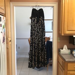 Beautiful fully sequined formal dress!